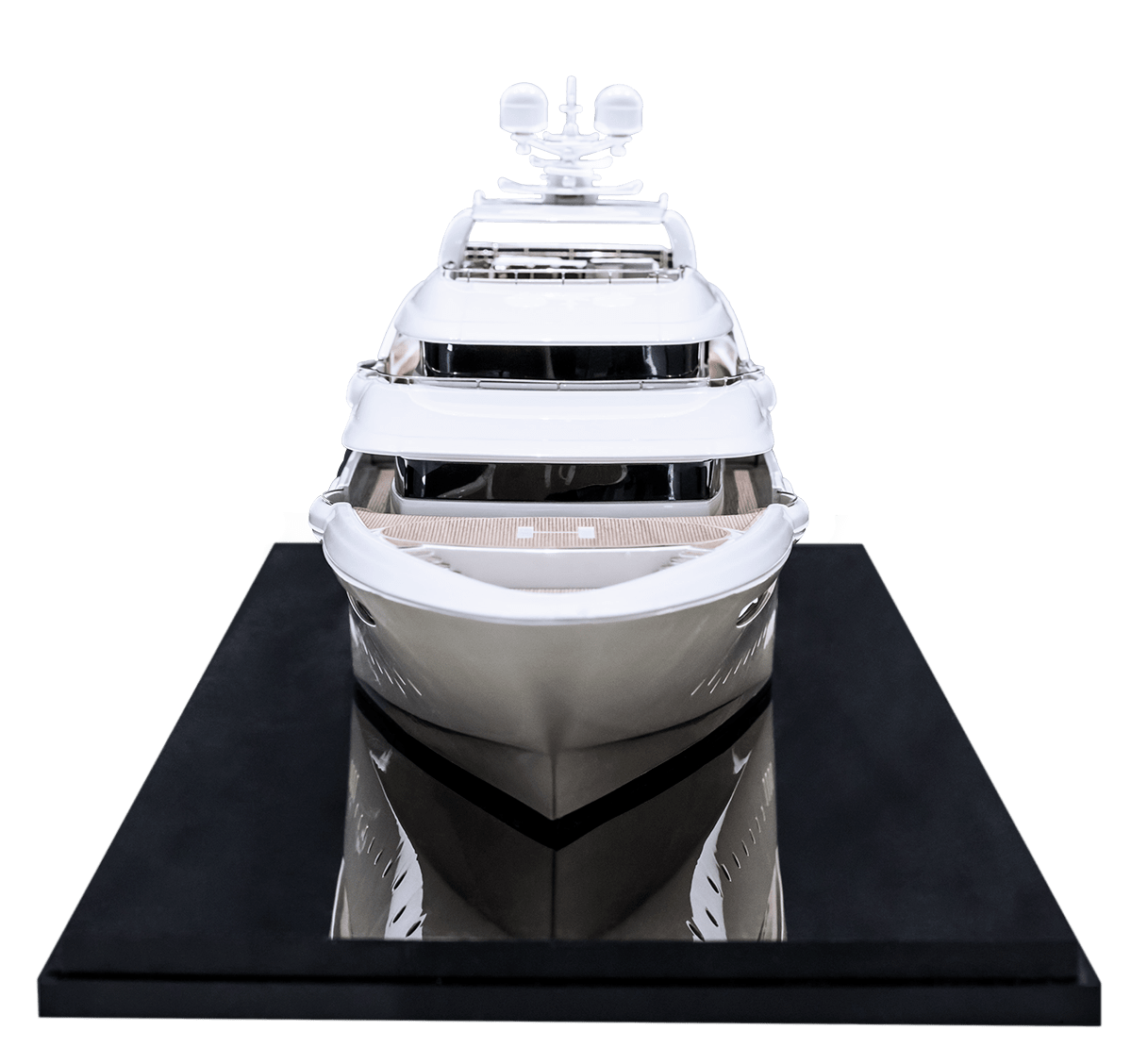 golden yacht model maker group